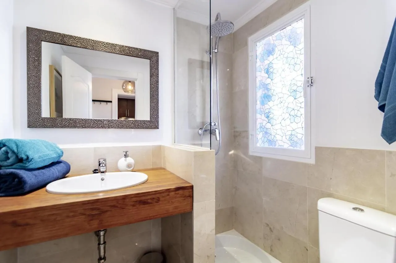 Mb-Spacious Townhouse With Private Pool Estepona 0*,  Spain